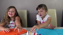 Sophia e Isabella Fazendo e Colorindo Desenhos