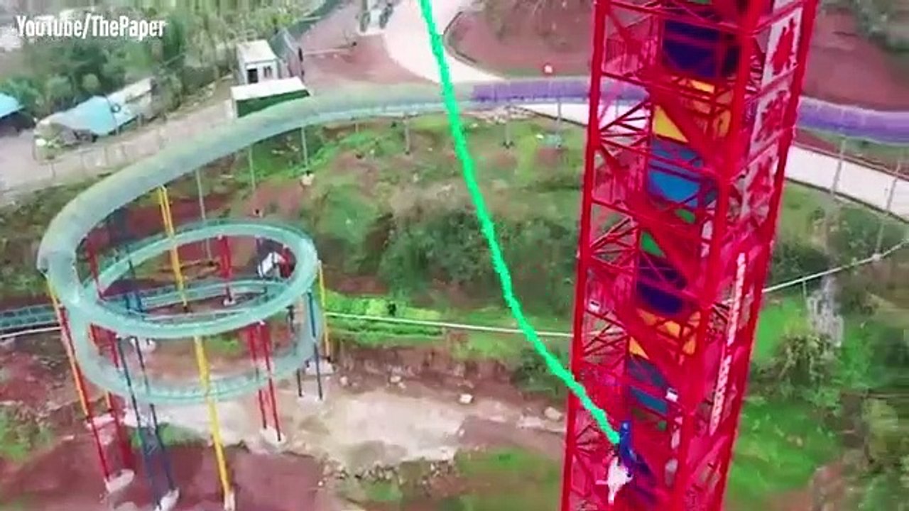 PIG FORCED TO BUNGEE JUMP _ 2020 (1)