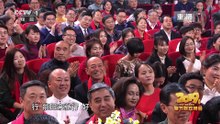 [2019央视春晚]小品《啼笑皆非》表演贾玲张小斐许君聪字幕版