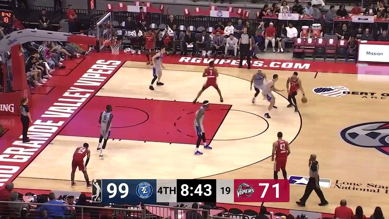 Brandon Sampson (15 points) Highlights vs. Texas Legends