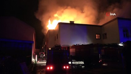 Tokat Yazmacılar hanı alevlere teslim oldu