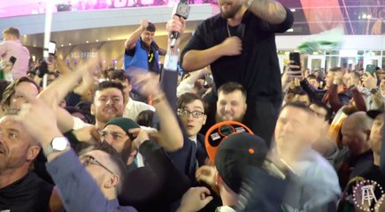 Conor McGregor Fans Celebrate His First Round KO Outside UFC 246