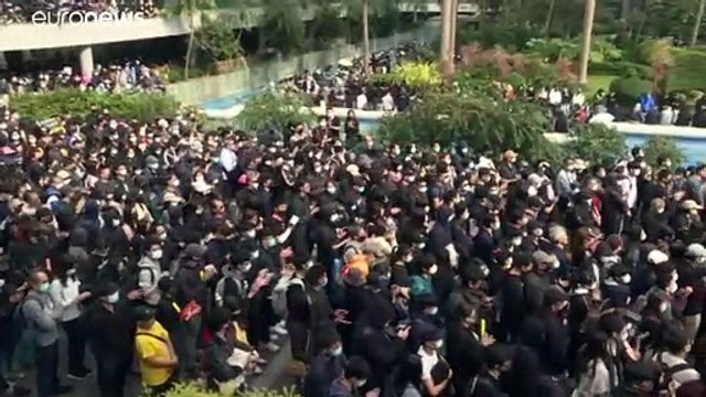 Χονγκ Κονγκ: Ταραχές και δακρυγόνα