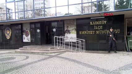 Kadıköy'de eşi ve annesini öldüren şüpheli adliyeye sevk edildi