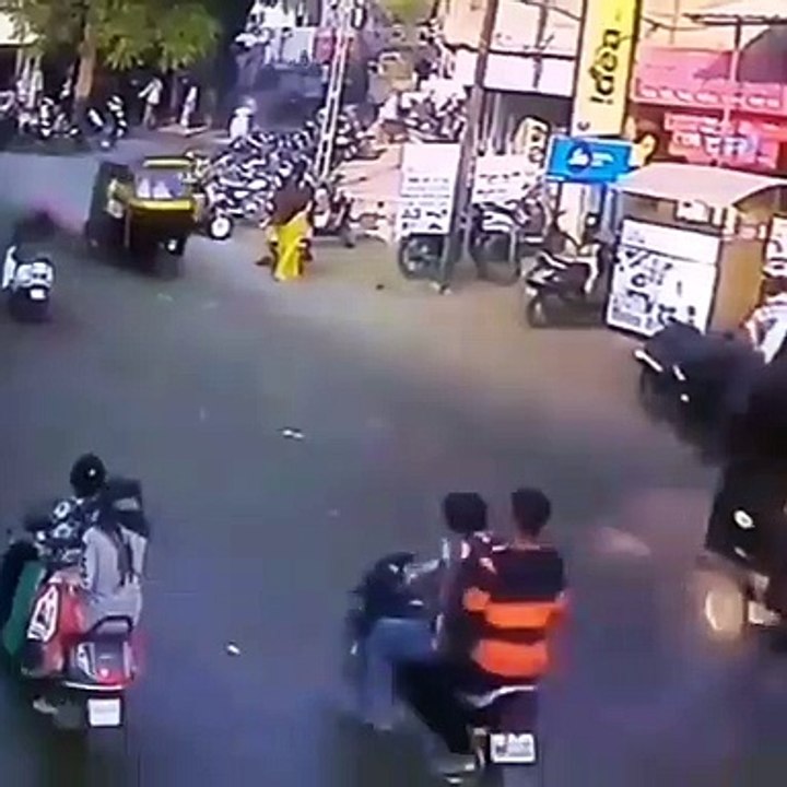 Oh my God watch this
