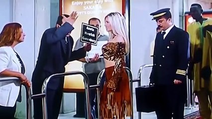 المطار كله مشى وراها من المطار لحد بيت الزعيم عادل(360P)