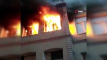 Beyoğlu’nda bulunan 4 katlı apart otelin üçüncü katı alev alev yandı