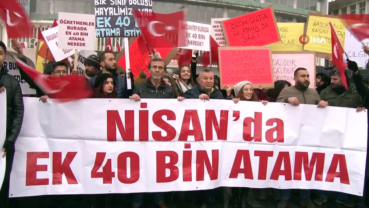 Atama bekleyen öğretmenlerden eylem