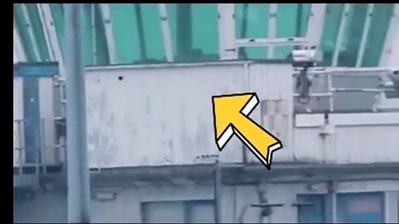 PIA_Landing & Take off in_ Heavy Rain|warsi Brothers