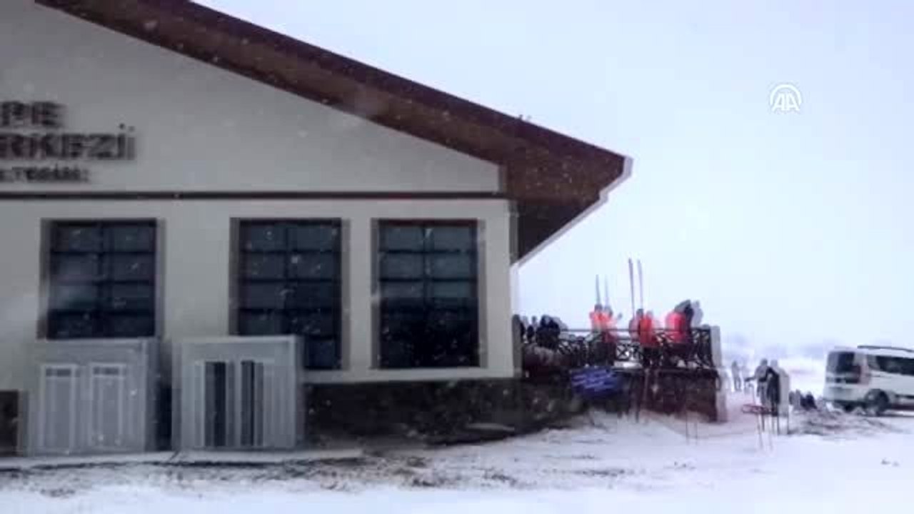 Keltepe Kayak Merkezi'nde sömestir tatili yoğunluğu