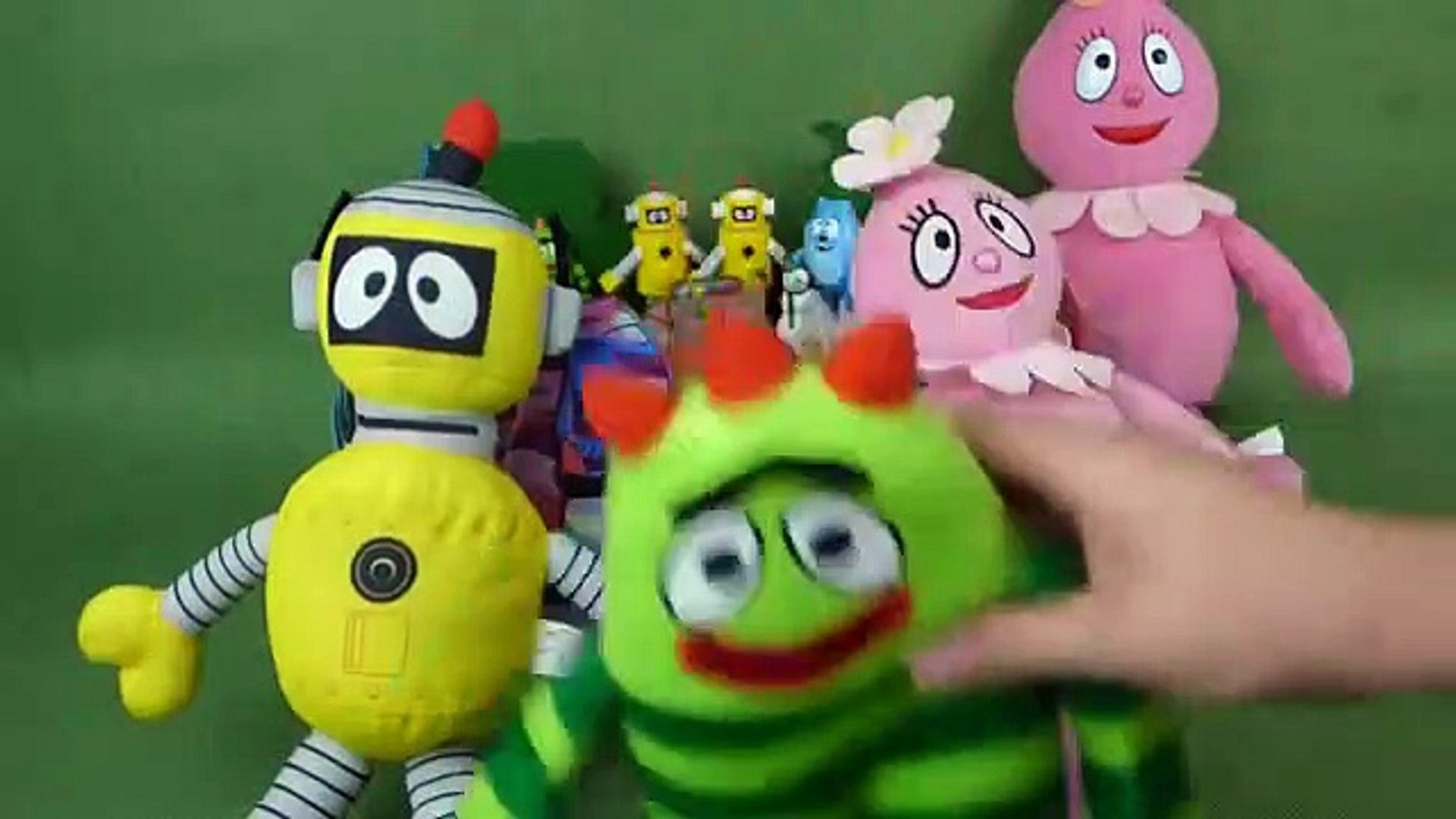 Yo Gabba Gabba Silly Jumpin Plex, Brobee and Foofa- Jumping, Silly