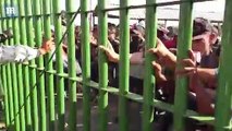 Migrant caravan clashes with police at Mexico-Guatemala border
