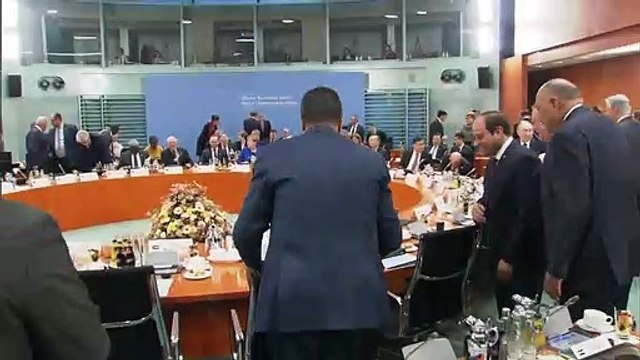 Potencias piden cese el fuego en Libia y prometen respetar embargo de armamentos