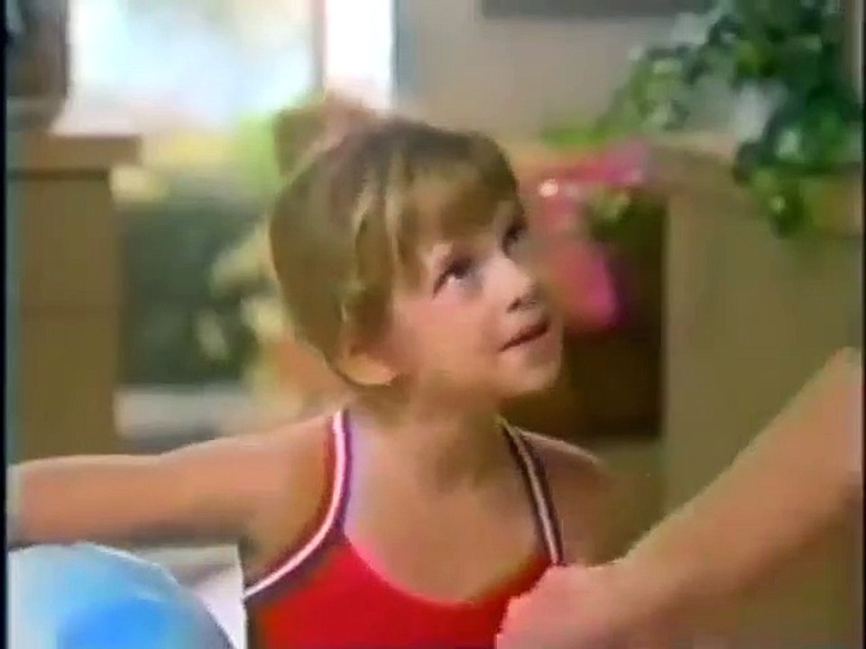 Whirlpool Dishwasher makes it easier Classic TV Ad Commercial