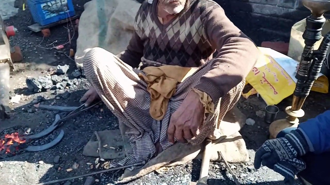 Ye achank Kya ho gya  aaiye dekhten hai