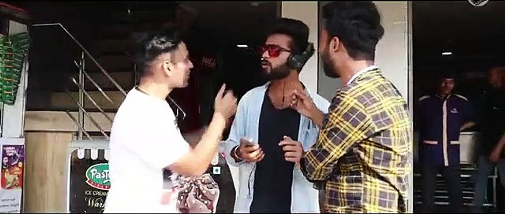 Bhai_Bhook_Lagi_hai_|_funny_video