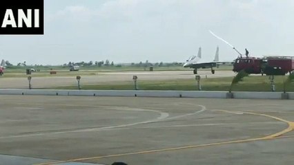 தஞ்சாவூர் வந்த அதி நவீன சுகோய்-30 எம்கேஐ போர் விமானங்கள்