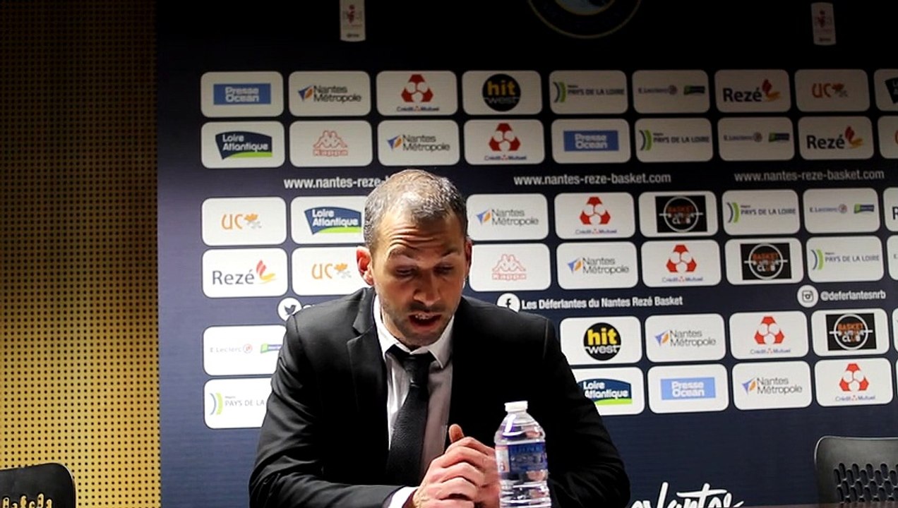 Conférence de presse après match coach Saint Amand