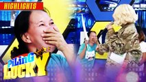 Nanay Ellen almost hits Vice with her umbrella | It's Showtime Piling Lucky