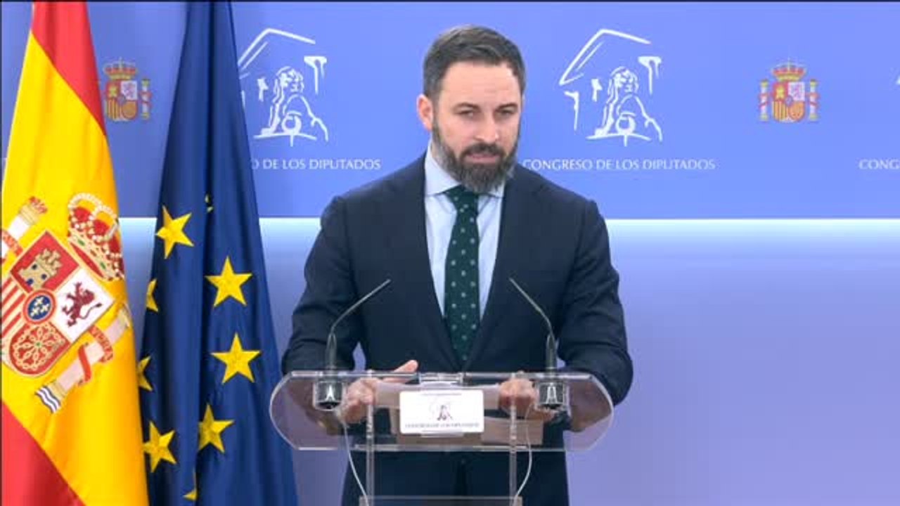 La ultraderecha plantea ilegalizar a los partidos políticos que no acaten expresamente la Constitución en sus estatutos