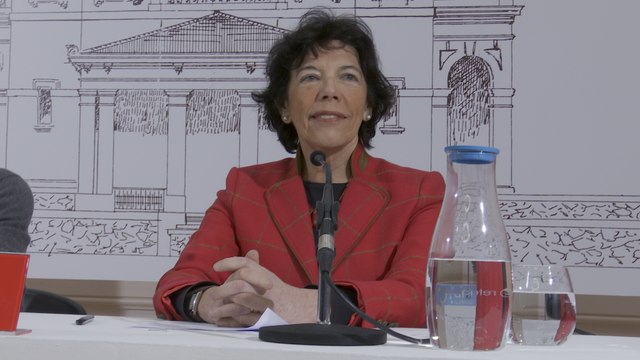 Celaá acusa a Casado de hablar del veto parental desde el desconocimiento