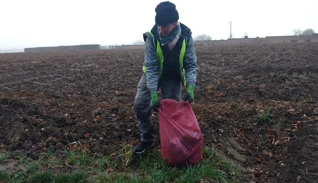Le défi de Charles: nettoyer, seul, toute la commune de Villers-le-Bouillet