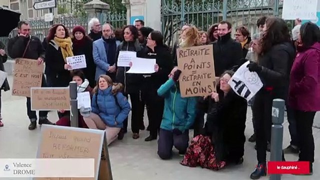 Valence: des enseignants du lycée Emile Loubet manifestent contre le nouveau Bac