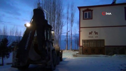 Erciş Belediyesi, hasta çocuk için seferber oldu