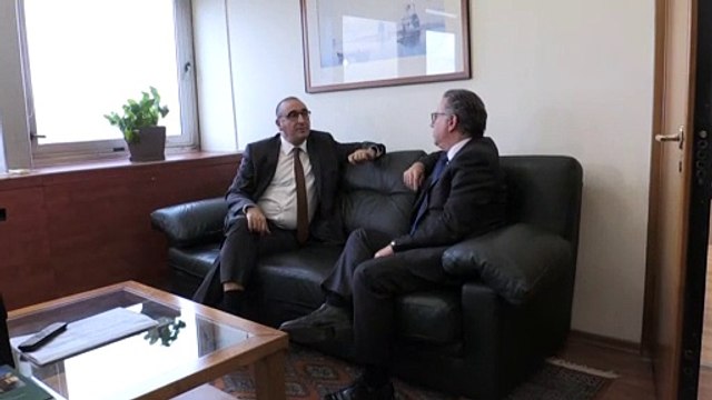 Francia acogerá a 400 solicitantes de asilo de Grecia hasta el verano