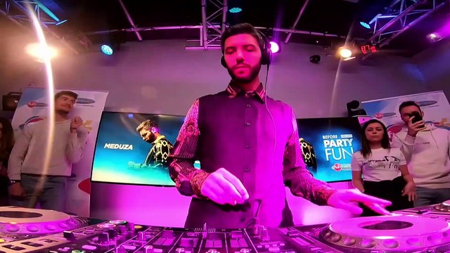 Meduza mixe dans le Before Party Fun - Partie 1