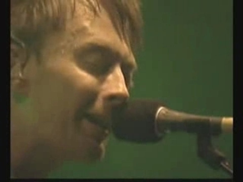 Climbing up the walls live Radiohead