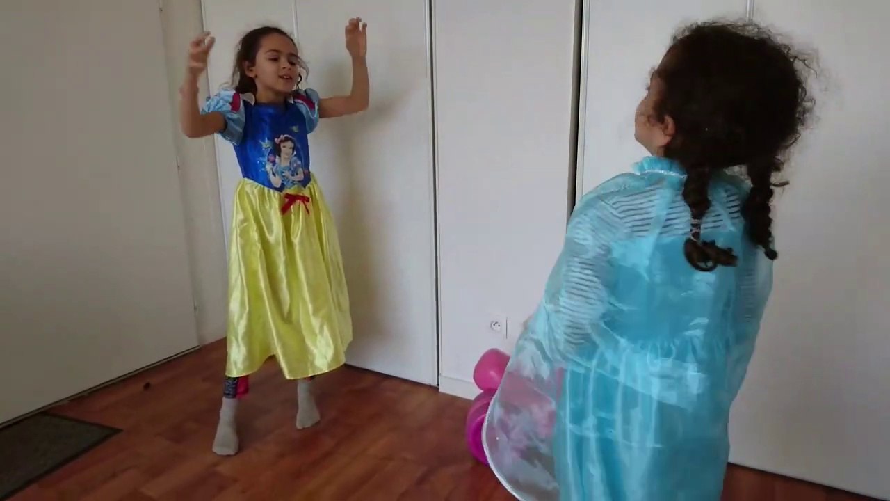 LE SLIME NOUS TRANSFORME EN PRINCESSE