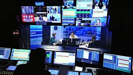À Davos, poignées de mains et coups de mentons en vue entre les grands de ce monde