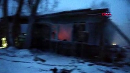 Rusya'da tek katlı ahşap evde yangın: 11 ölü