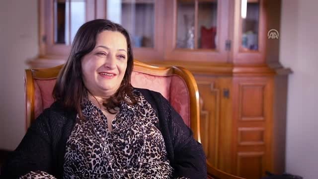 Nevra Serezli: Biz tiyatrocular oyun sonrası 10 dakika için 50 yılımızı veriyoruz (3)