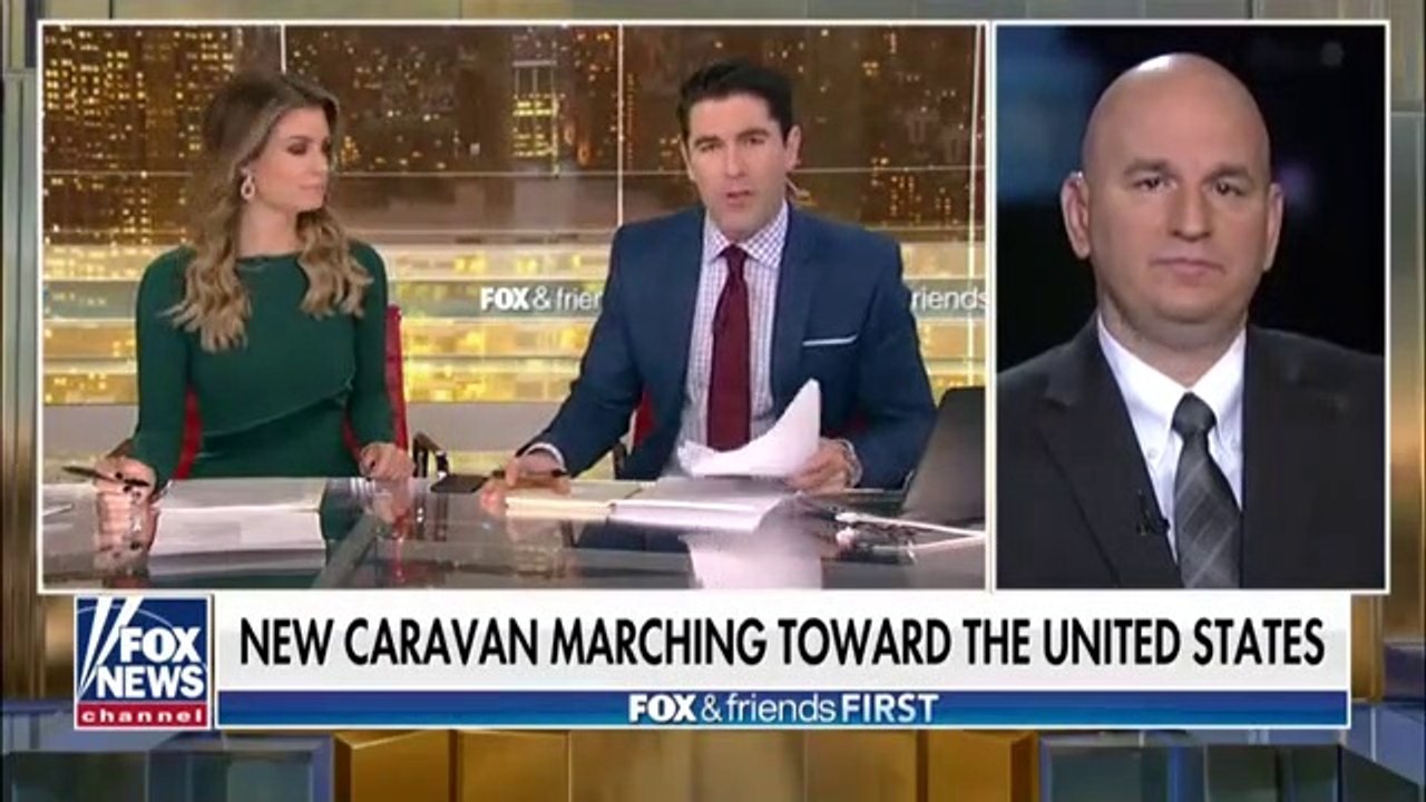Donald Trump caravan marching toward usa