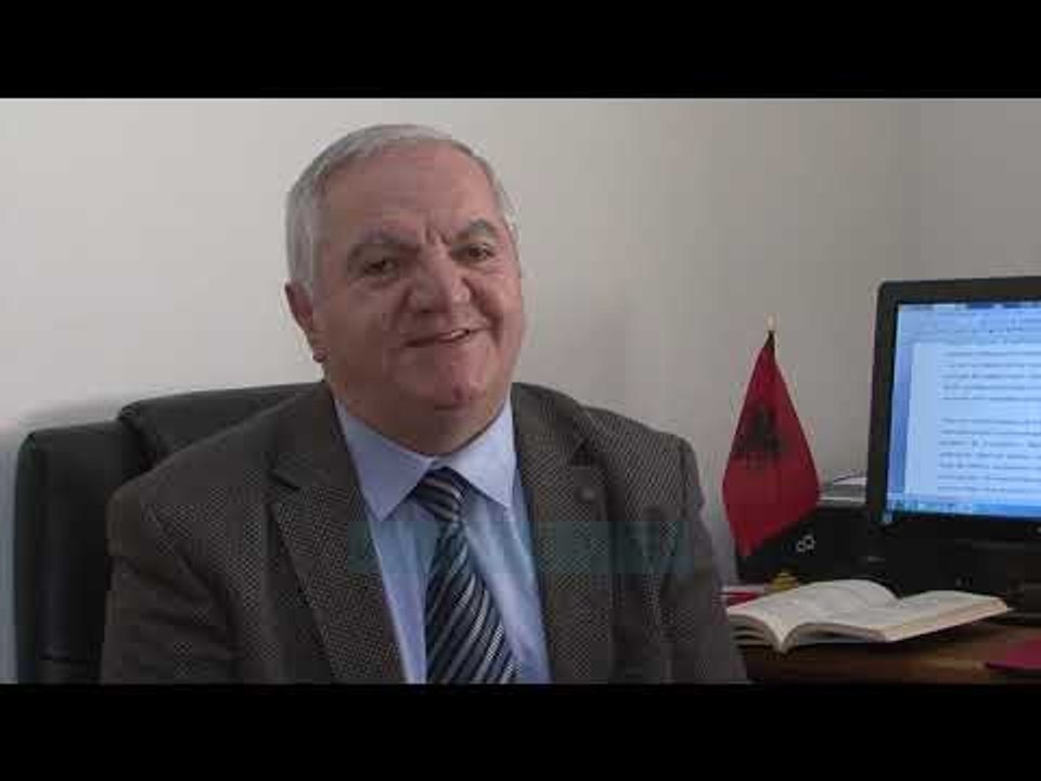 Pro dhe kundër 21 Janarit festë zyrtare - News, Lajme - Vizion Plus