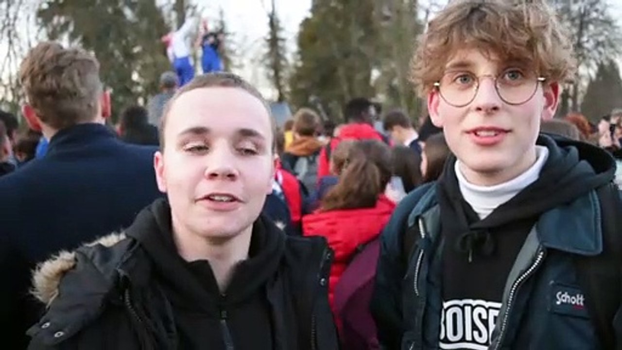 les Youtubeurs McFly et Carlito de passage à Épinal