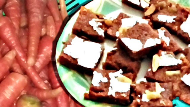 गाजर की बर्फी | How To Make Gajar Ki Burfi | Carrot Barfi Without Khoya/Mawa