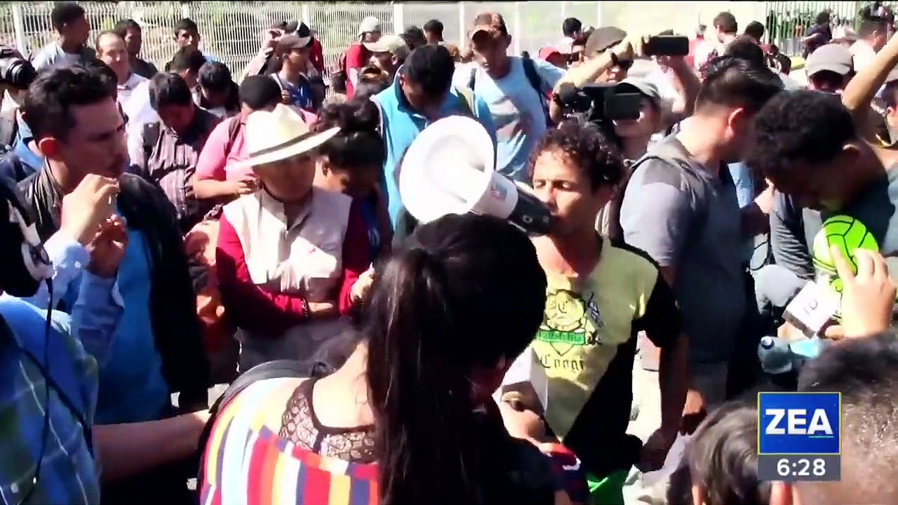 Guardia Nacional y migrantes centroamericanos chocan en el río Suchiate