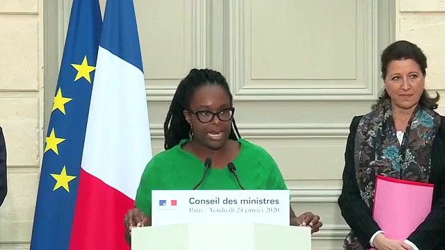 Compte-rendu du #ConseildesMinistres du 24 janvier 2020 par Sibeth Ndiaye, porte-parole du gouvernement, avec Agnès Buzyn, ministre des Solidarités et de la Santé et Laurent Pietraszewski, secrétaire d’État chargé des Retraites.