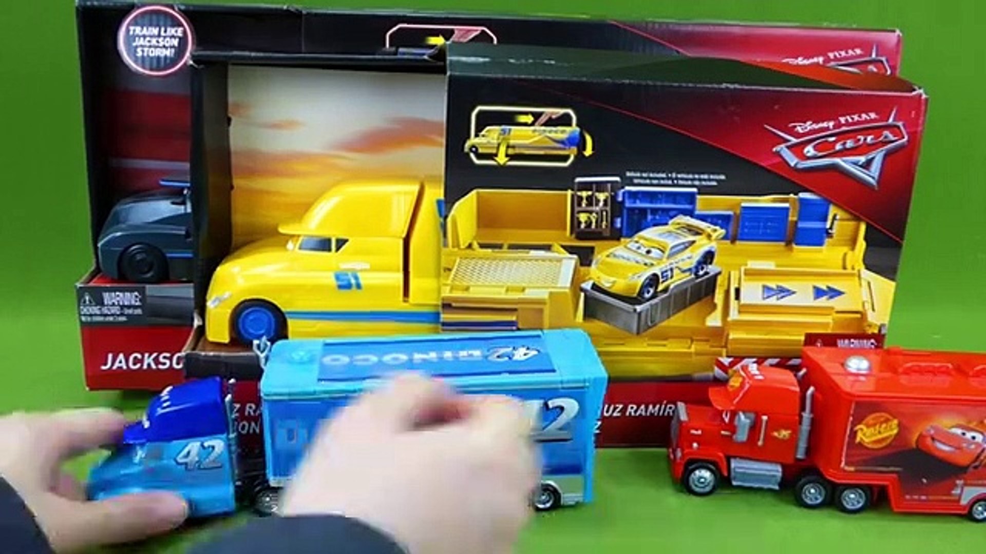 disney pixar cars cruz ramirez's hauler playset