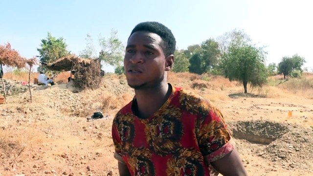Nigeria: malgré la fermeture des mines, les chercheurs d’or continuent à creuser clandestinement