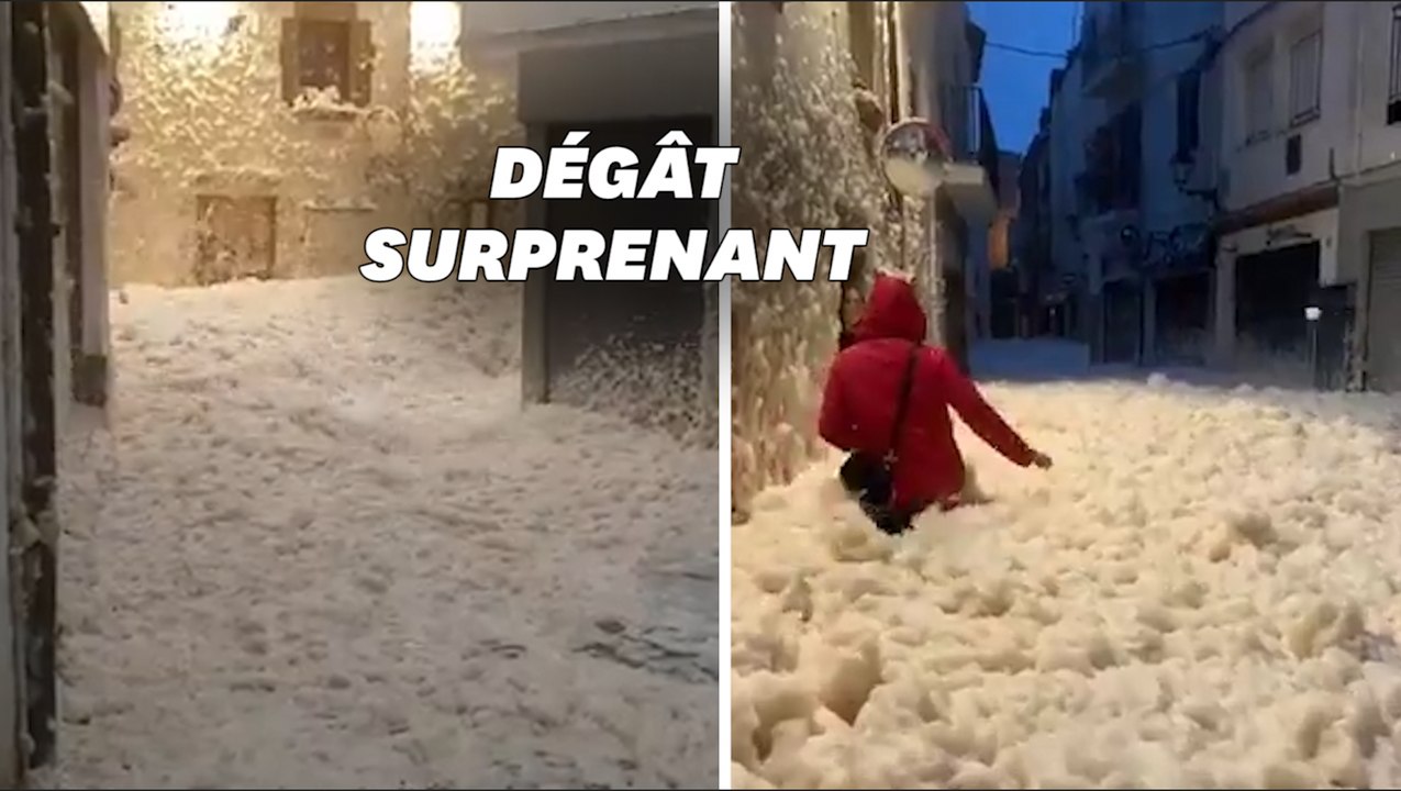 Pendant la tempête Gloria, l'écume de mer a envahi les rues de cette ville espagnole