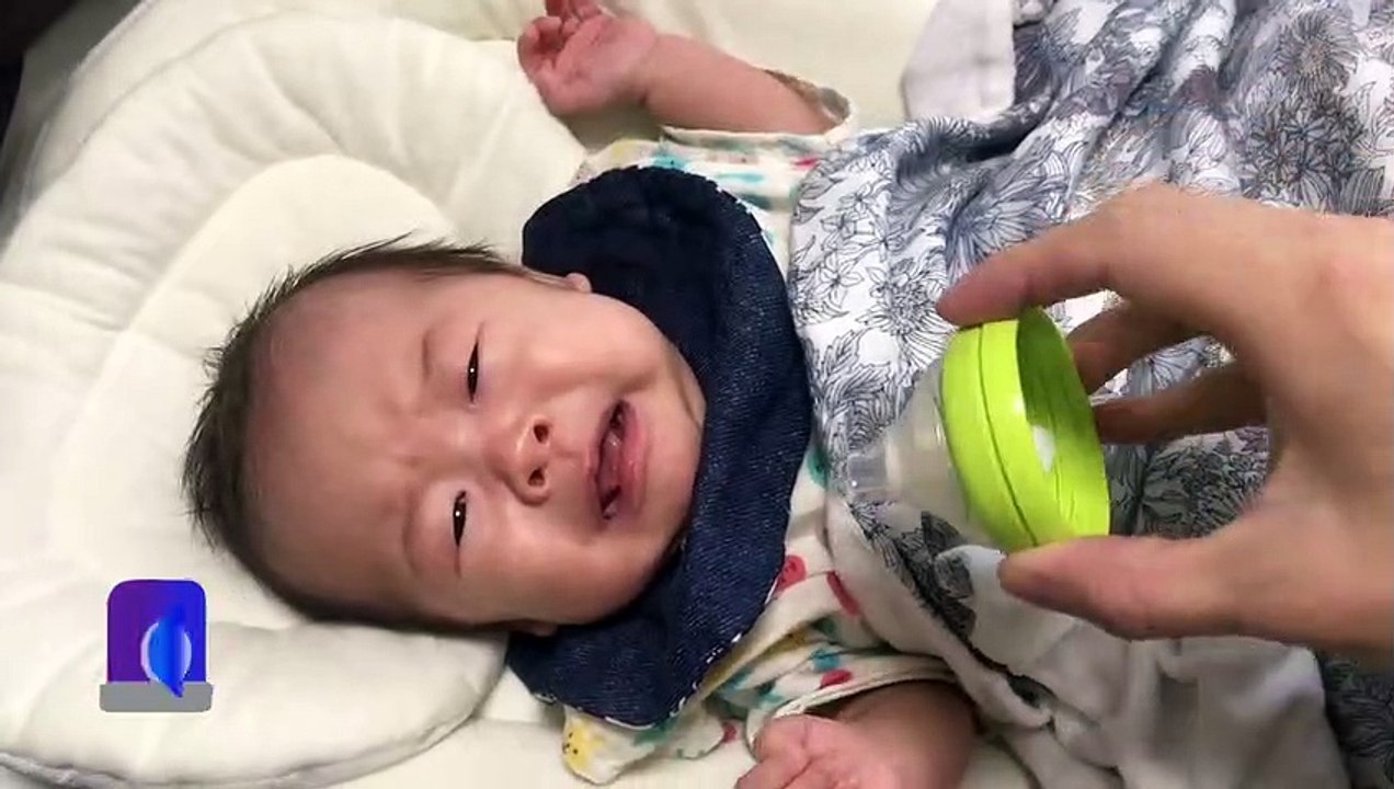 【修正2ヶ月】哺乳瓶の乳首で落ち着く様子