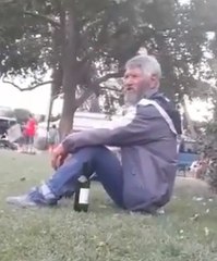 Eyfel Kulesi'nin dibinde neler oluyor