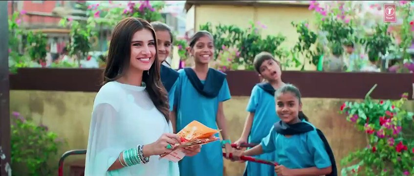 Kinna Sona Full Video - Marjaavaan - Sidharth M, Tara S - Meet Bros,Jubin N, Dhvani Bhanushali