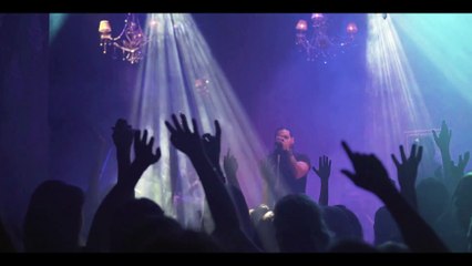 15 50 - Άσε Με Να Σ' Αγαπάω (Official Music Video)