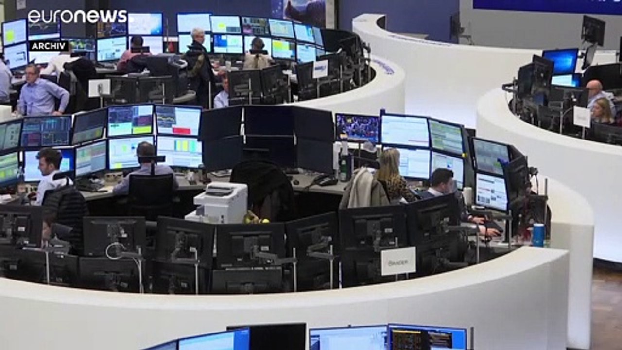 Optimismus und billiges Geld: Dax steigt auf Rekordhoch