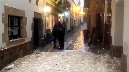 Fırtına şehir bu hale getirdi! Her yer deniz köpüğü